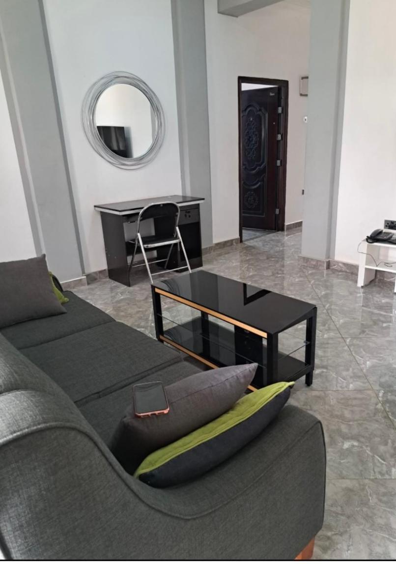 Baffour Apartments Adiebeba Exterior foto